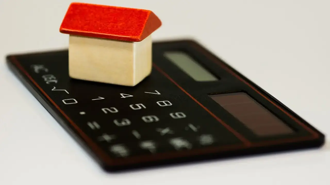 Calculator House Money