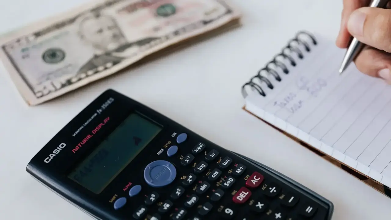 Money Calculation House Budget