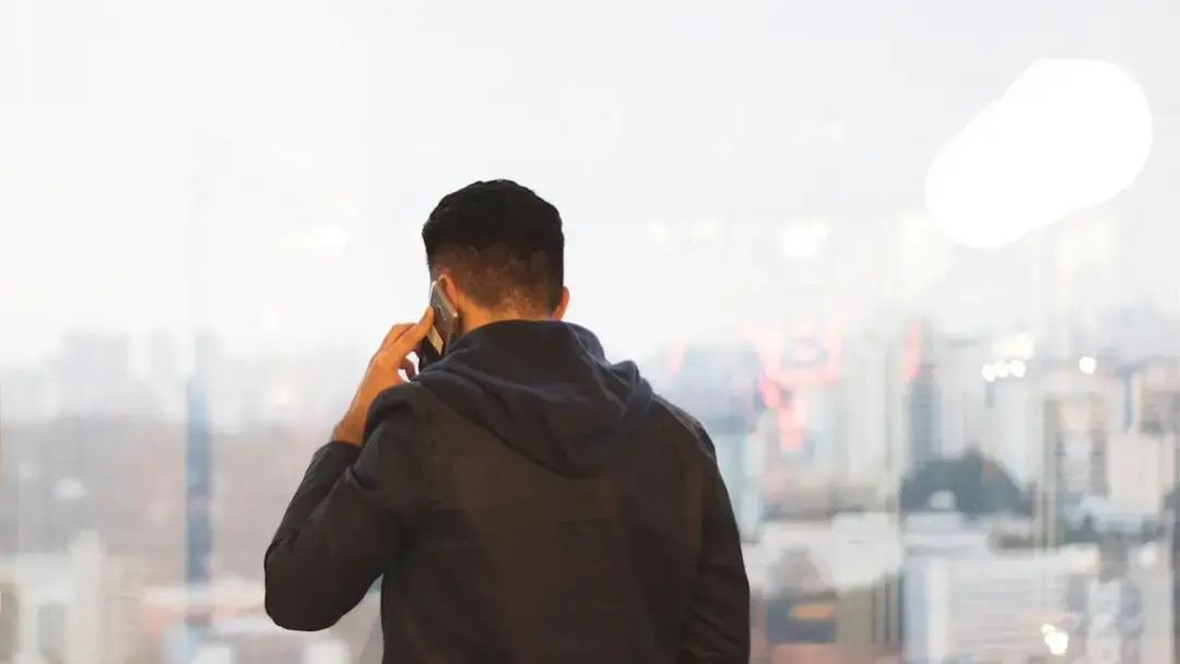 Smartphone Call Customer Support