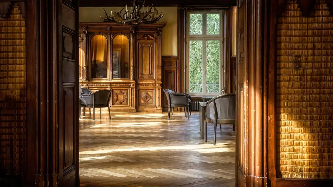 Sunlight Interior Window Light